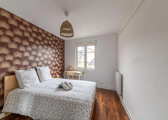 Cosy Avec Garage Prive